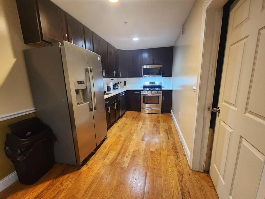 Appartement Classy 3 Bed Near Nyc With View! à Union City Extérieur photo