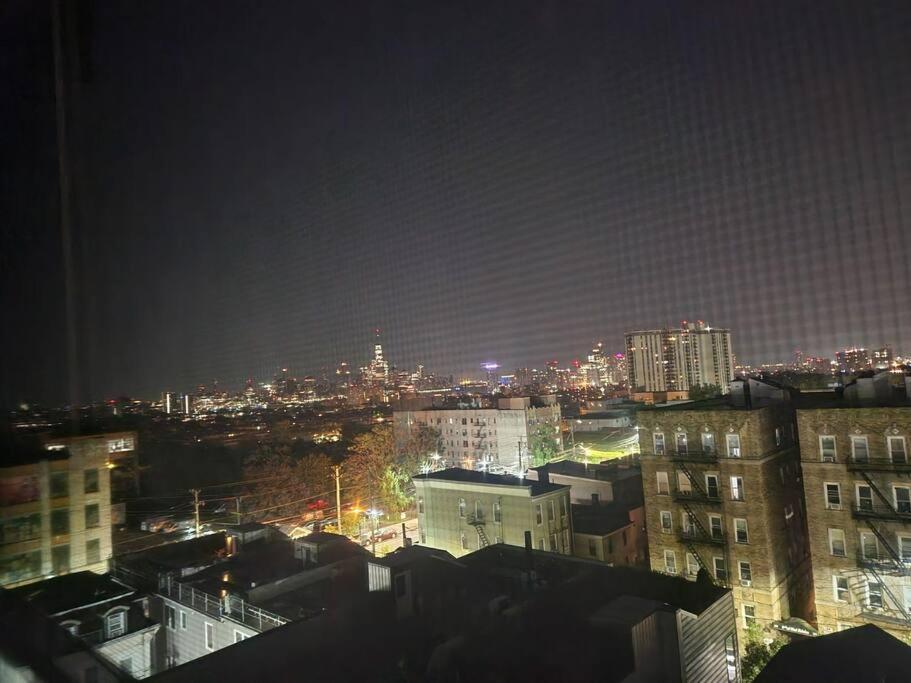 Appartement Classy 3 Bed Near Nyc With View! à Union City Extérieur photo